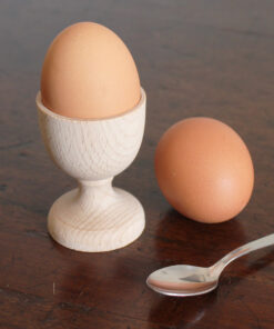 porta uovo in legno